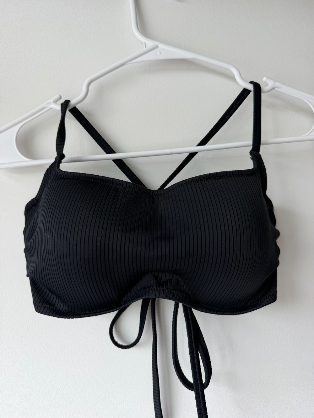 Shade & Shore Black Ribbed Strappy Bikini Top